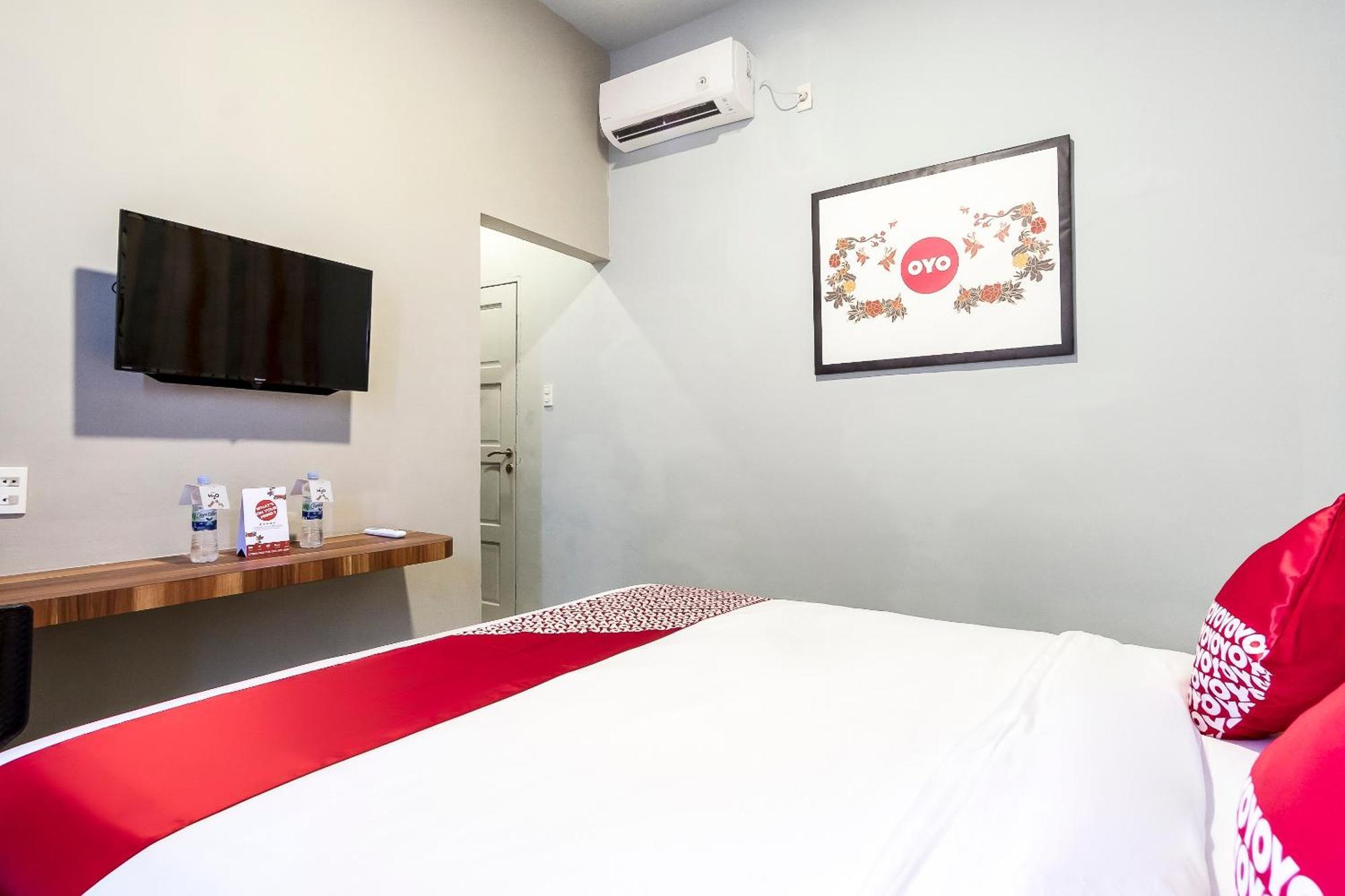 Super Oyo 360 Mangaan Residence Medan Exterior foto